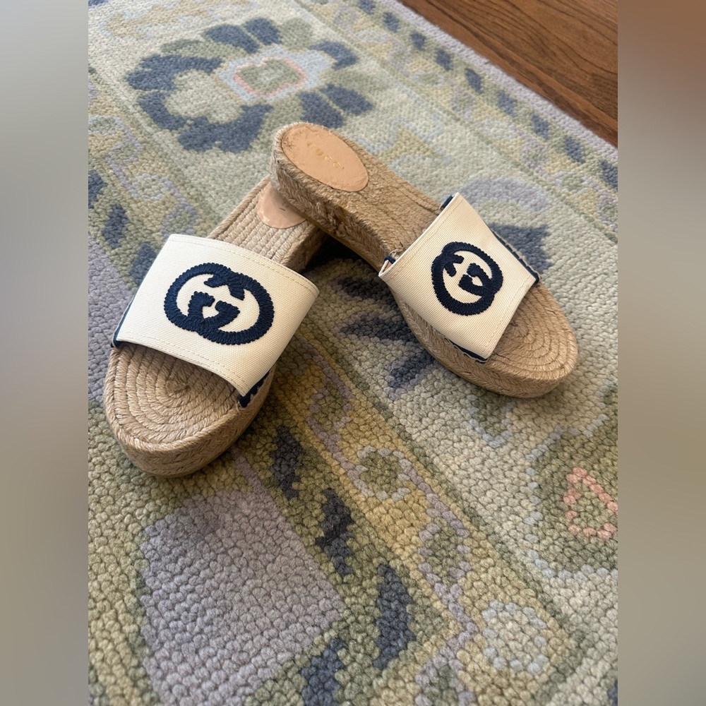 Gucci sandals